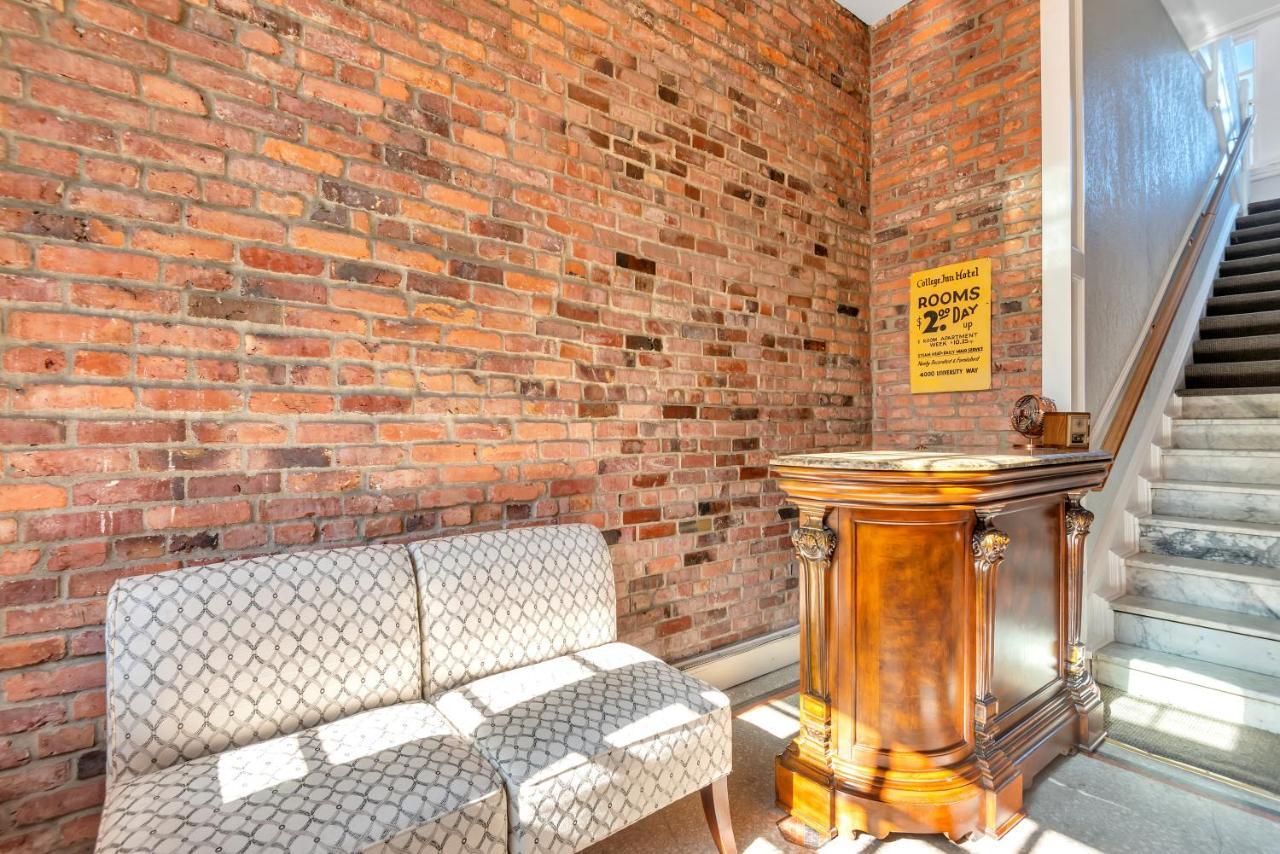 College Inn Hotel Сиатъл Екстериор снимка